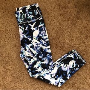 Fabletics Printed 7/8 Leggings